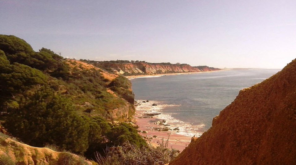 Praia do Barranco das Belharucas, Portugal, Portugal
